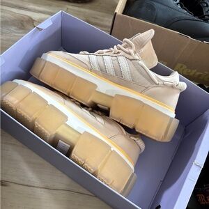 Adidas Women's Beige Sneakers ivy park collab